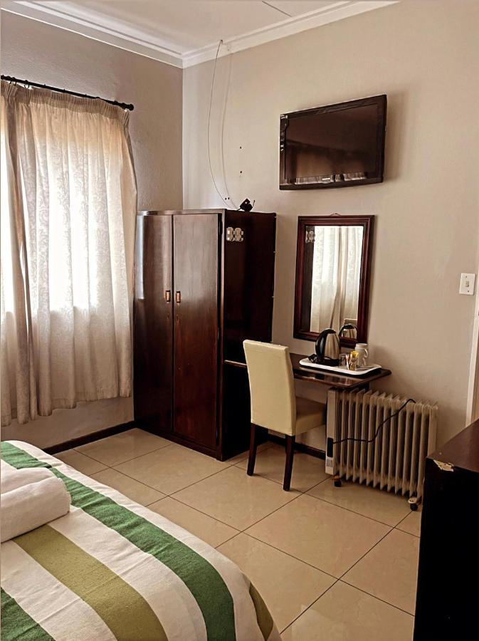 Ethithiya Boutique Guesthouse Windhoek Exterior photo