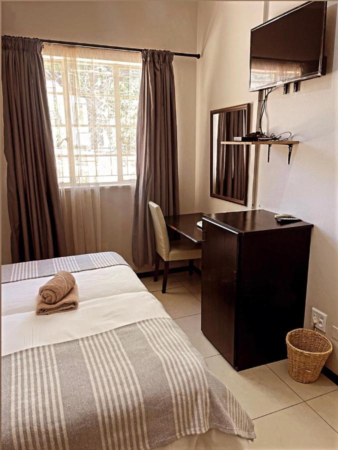 Ethithiya Boutique Guesthouse Windhoek Exterior photo